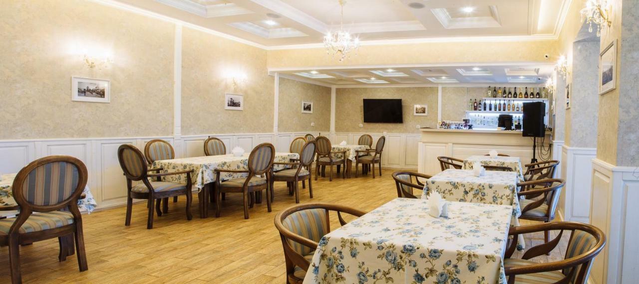 Отельно-Ресторанный Комплекс Златогор Lubny Екстериор снимка